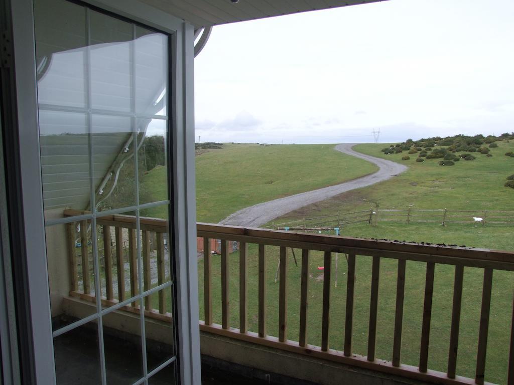 The Curragh Country House Accommodation Ньюбридж Номер фото
